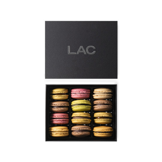 Vente Coffret de 12 Macarons - Lac Chocolatier