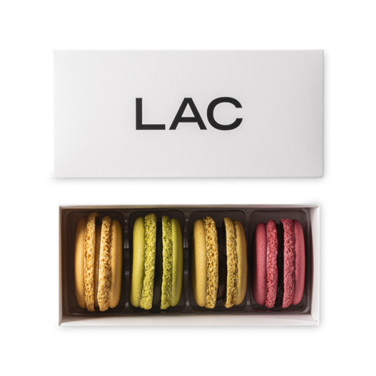 Box of 4 Macarons - Lac Chocolatier